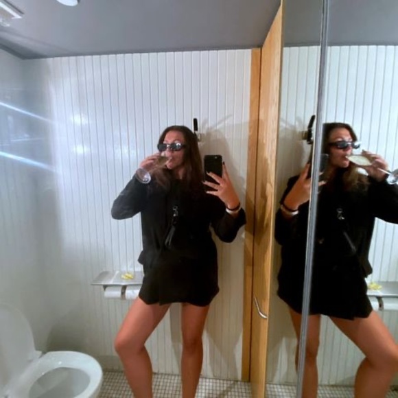 Meet your Posher, Devin - Picture 1 of 1